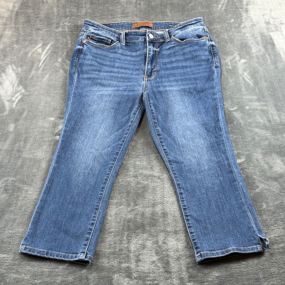 Judy Blue Skinny Fit Capri Jeans Womens 11/30 Medium Wash Stretch JB72113MD